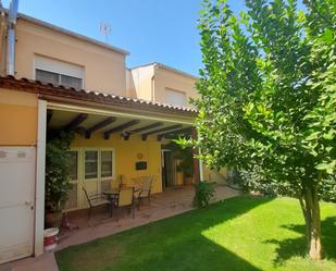 Jardí de Casa o xalet de lloguer en Úbeda amb Aire condicionat i Terrassa