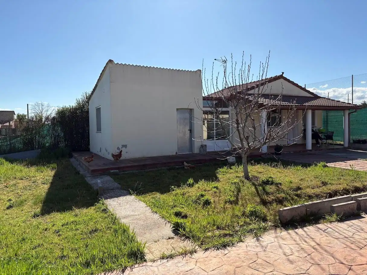 Finca rústica en venta en Cubillas de Santa Marta con Calefacción, Jardín privado y Terraza