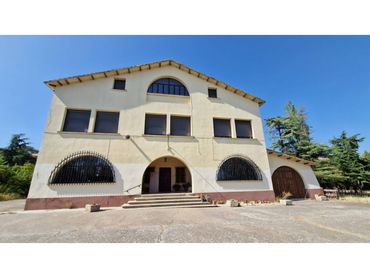 Mixto residencial en venta en Avenida Conde Foxá