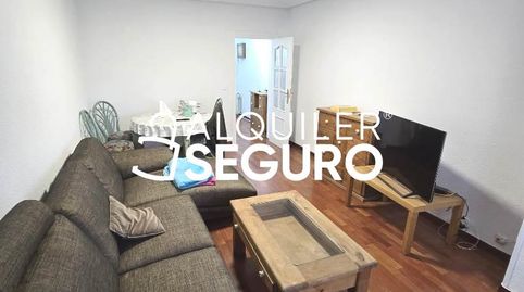 Foto 2 de Piso de alquiler en Miguel Peña, El Barral Ferial, Coslada