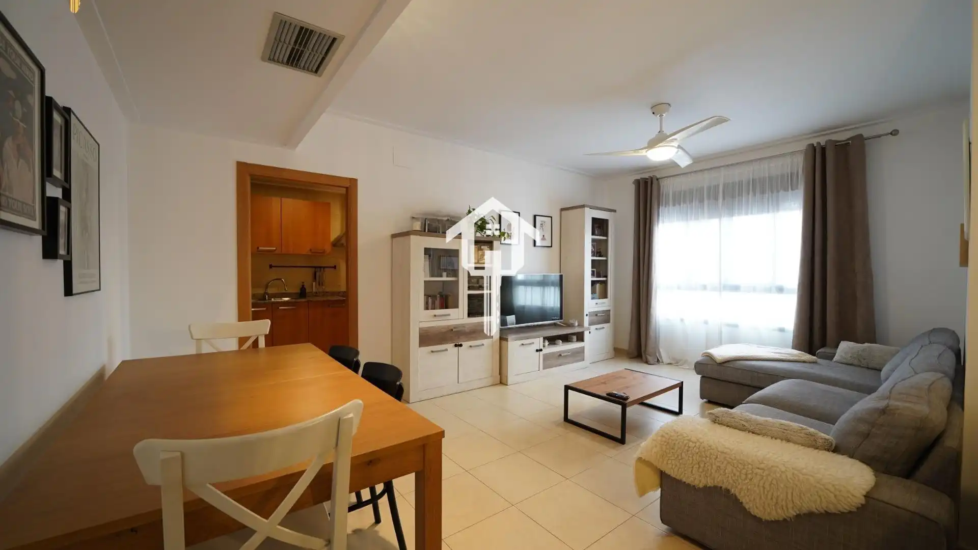 Living room of Flat for sale in Sant Joan d'Alacant  with Air Conditioner, Private garden and Community pool