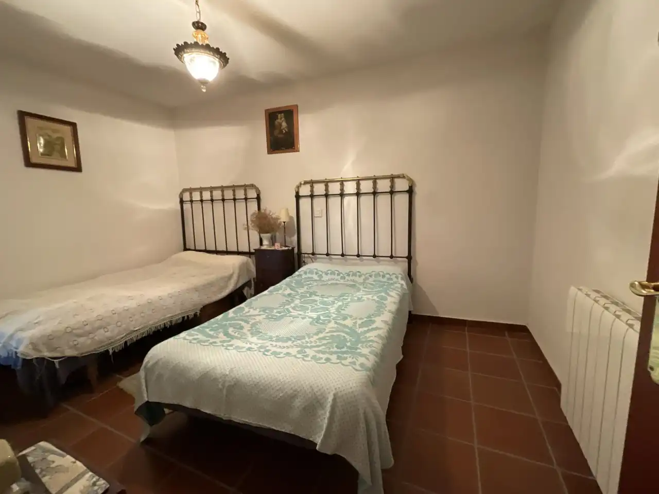 Bedroom of Houses for sale in Fresno de Río Tirón  with Heating and Furnished