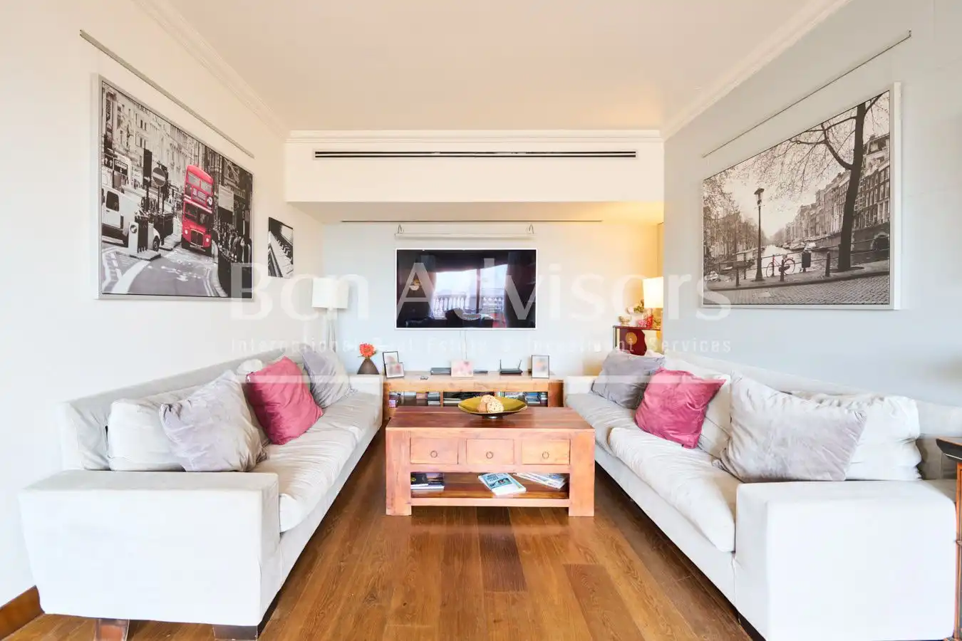 Living room of Attic for sale in Barcelona  with Air Conditioner, Heating and Parquet flooring