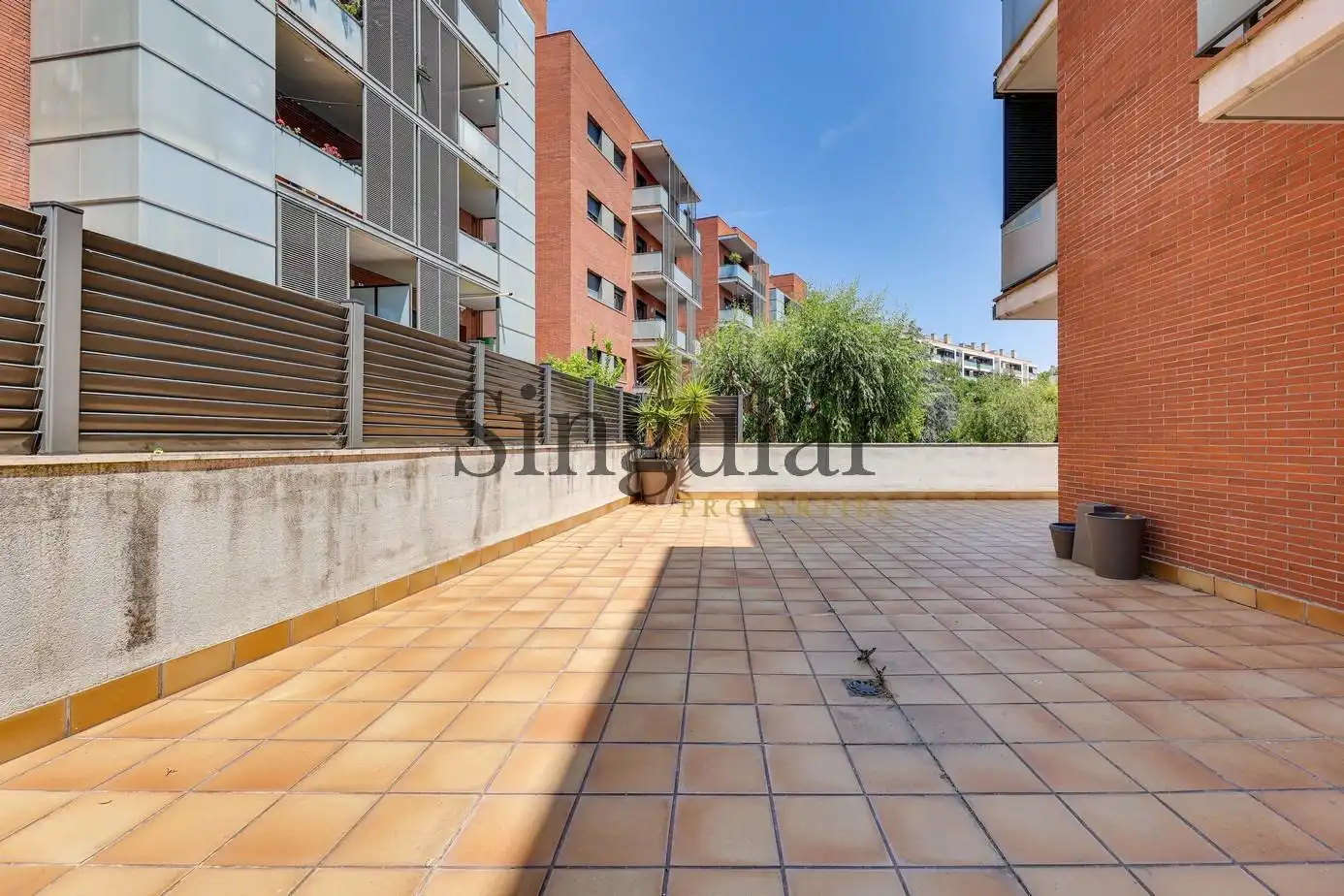 Terrassa de Pis en venda en Sant Cugat del Vallès amb Jardí privat, Terrassa i Traster
