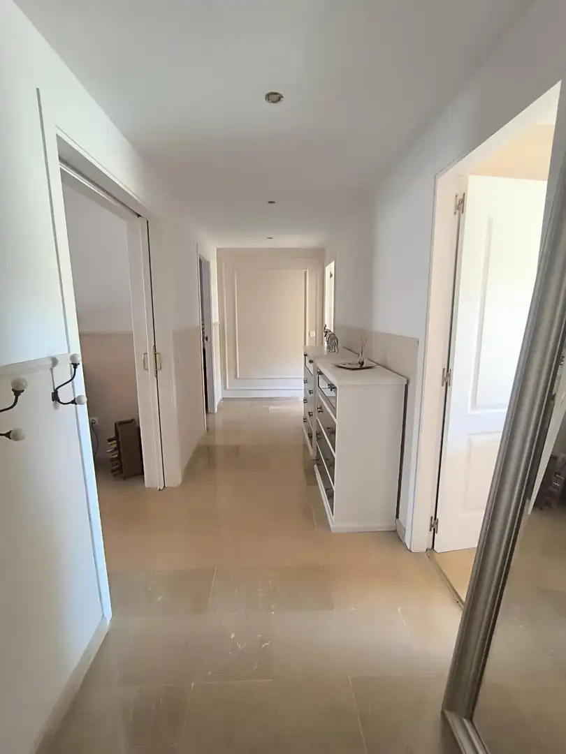 Apartament amb piscina en venda a Calahonda, imagen 20