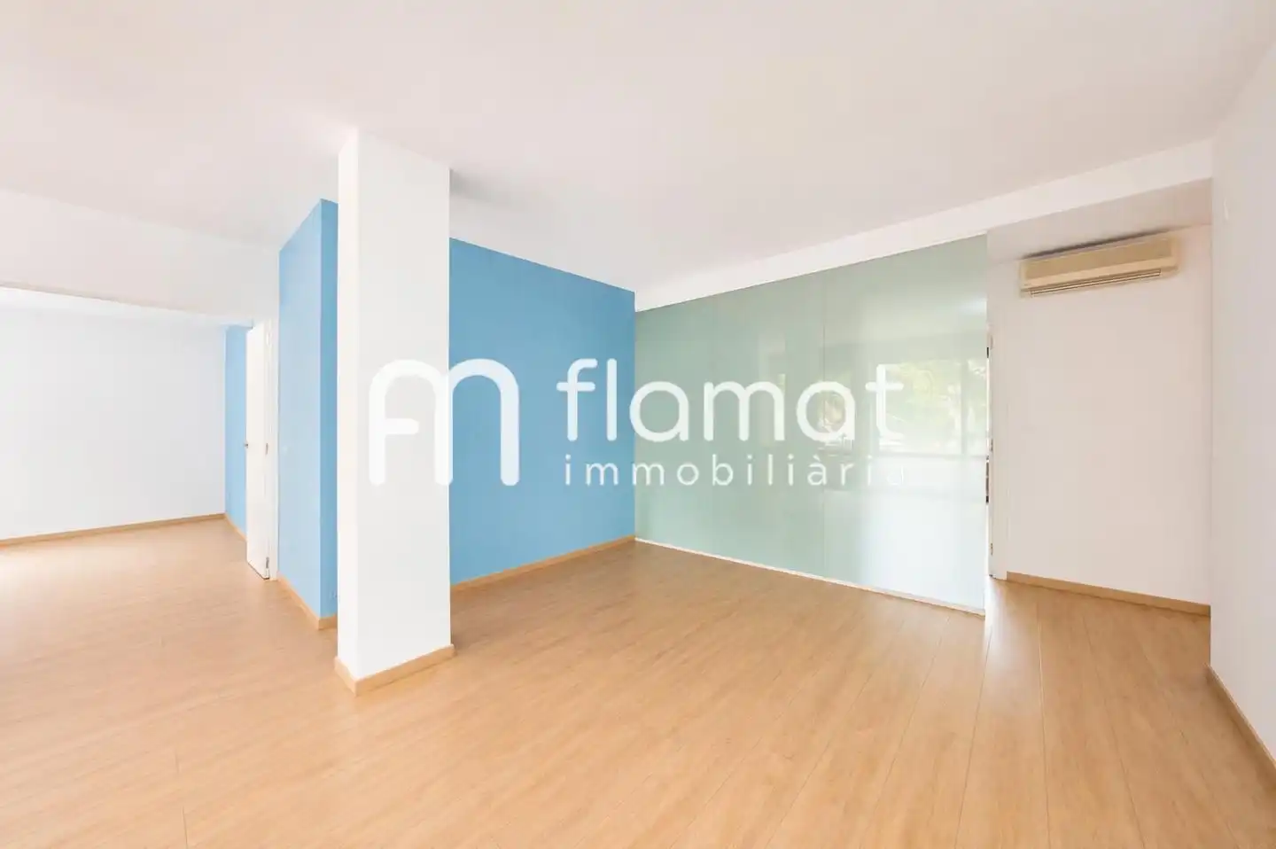 Wohnung zum Verkauf in Barcelona mit Klimaanlage
