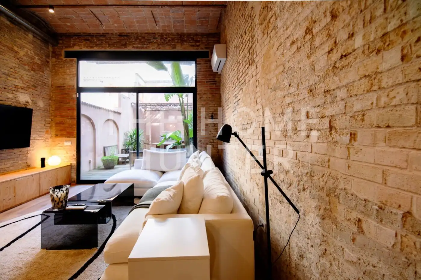 Wohnzimmer von Wohnung zum Verkauf in Barcelona mit Heizung, Privatgarten und Terrasse