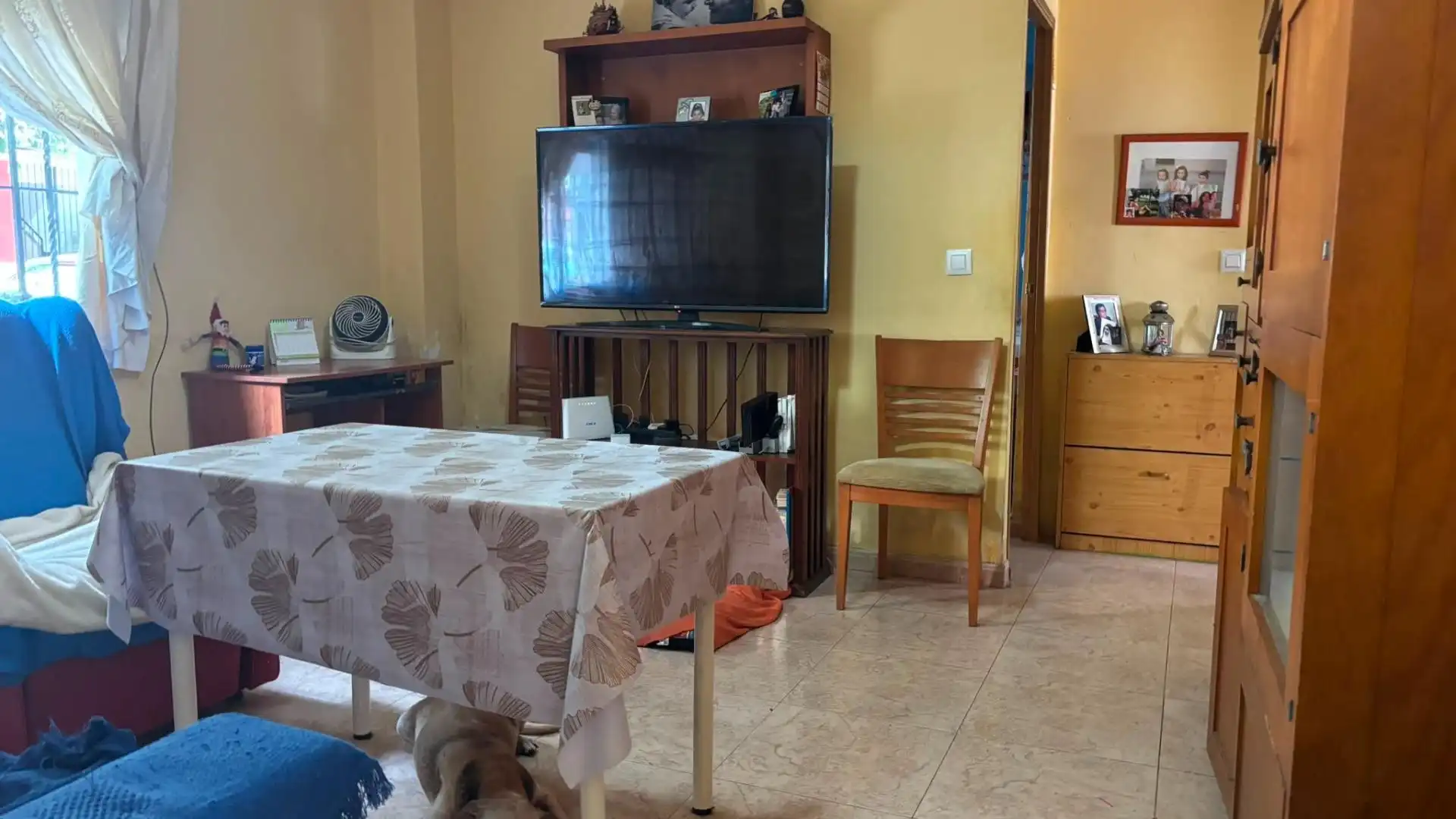 Living room of Flat for sale in Sevilla