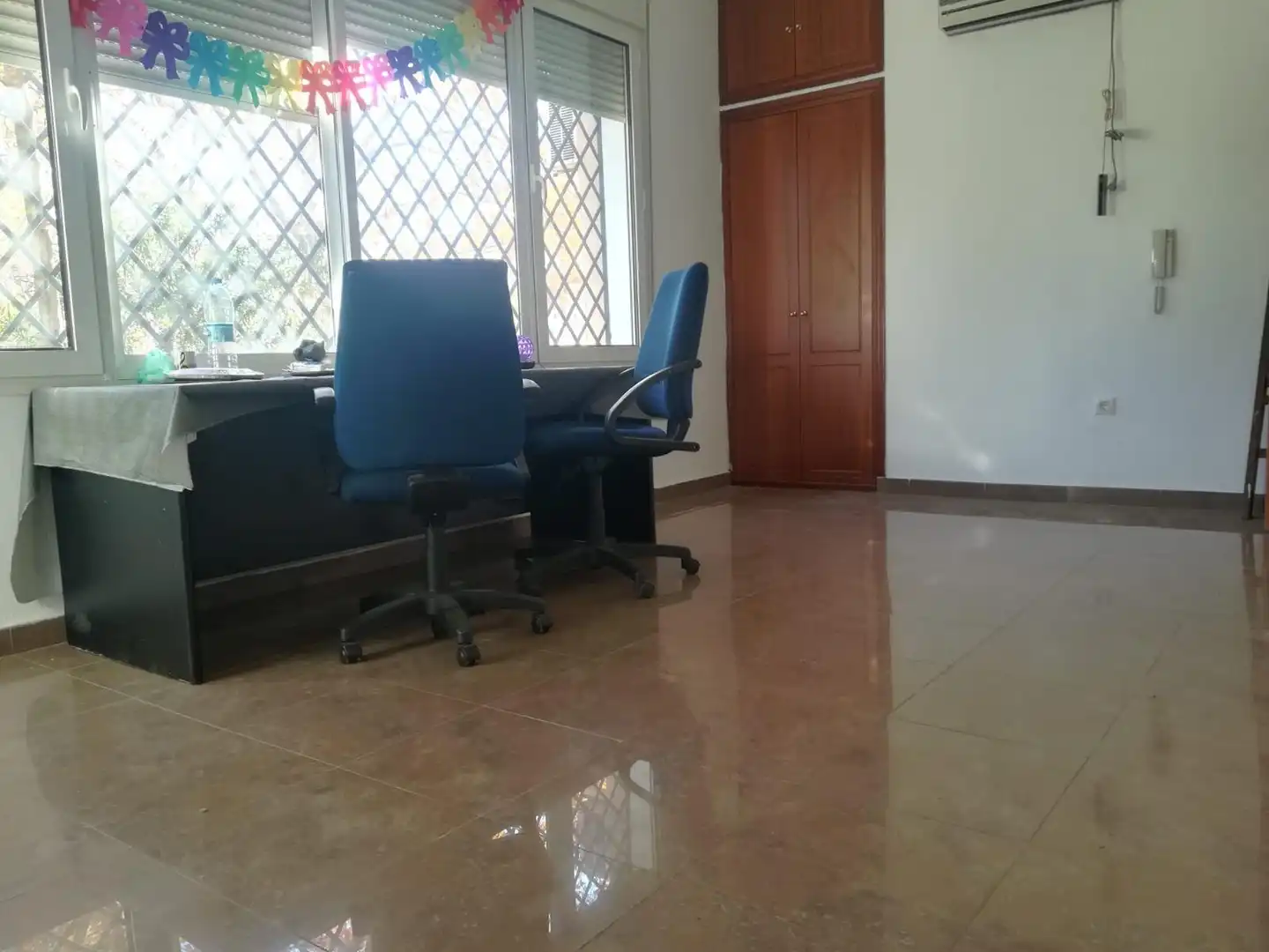 Local comercial en venta en La Cañada - Aldea Moret