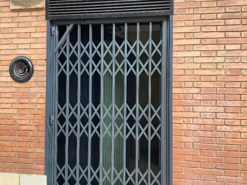Local comercial de lloguer a calle de la plaça 8, imagen 14