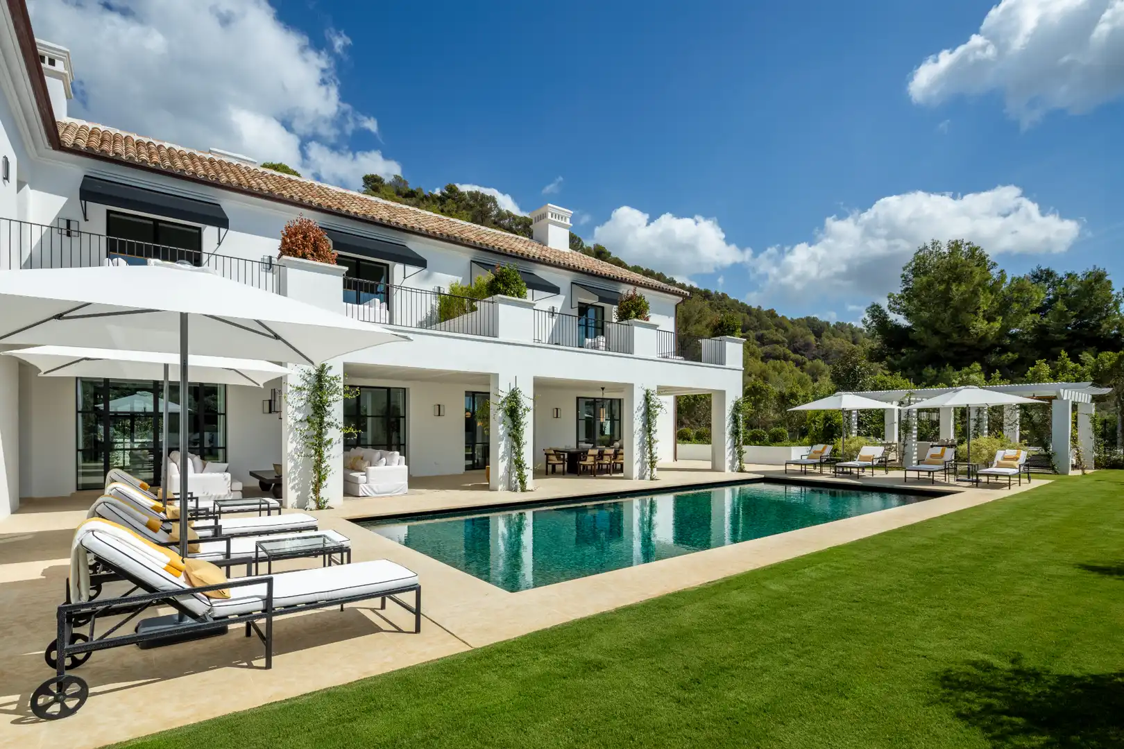 Chalet con piscina en venta en Milla de Oro, imagen 2