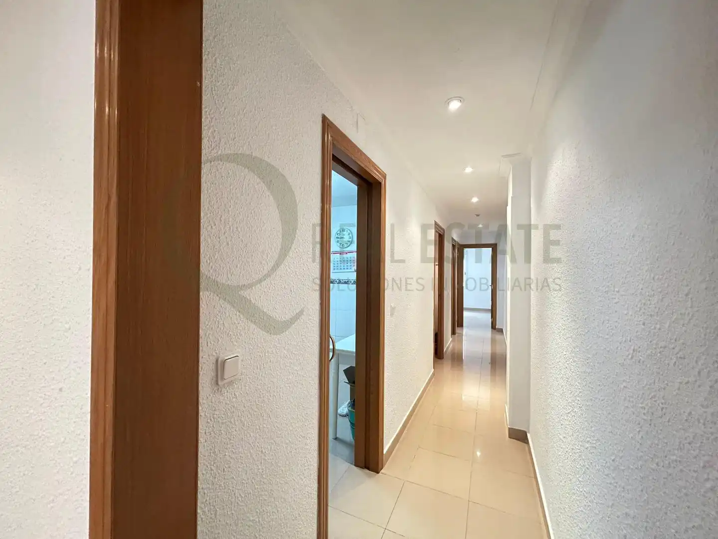 Piso de alquiler en Alicante / Alacant con Aire acondicionado, Calefacción y Terraza