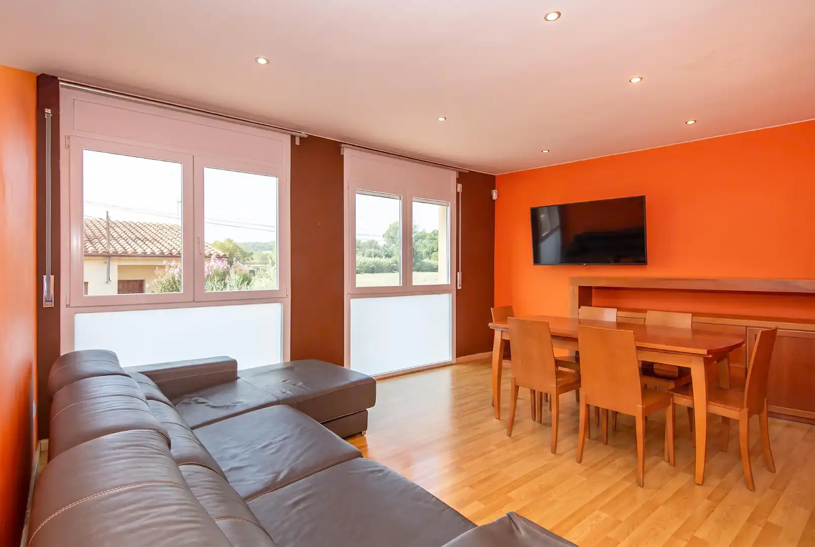 Living room of Houses for sale in Flaçà  with Air Conditioner and Heating