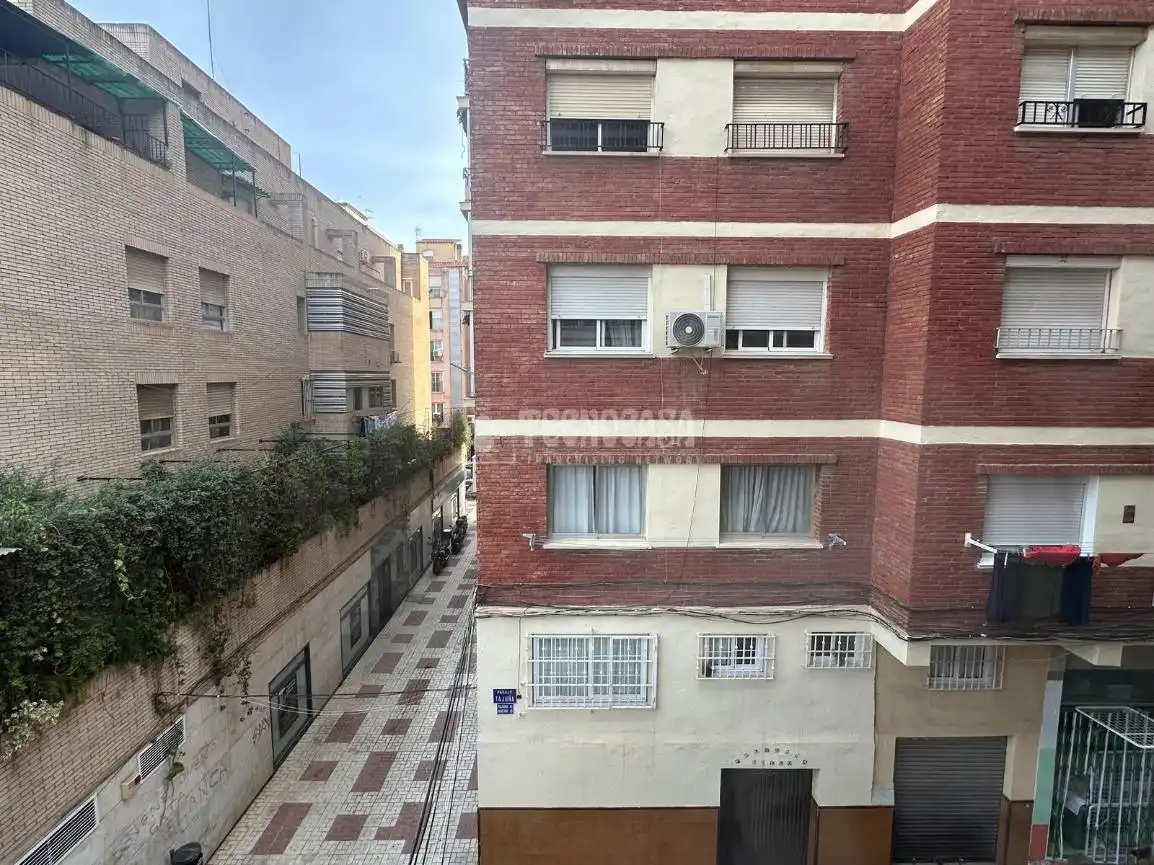 Vista exterior de Piso en venta en Málaga