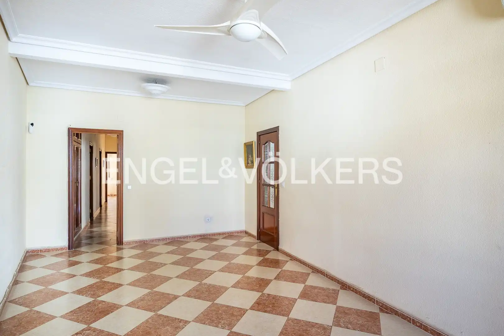 Flat for sale in Sevilla  with Heating, Terrace and Storage room