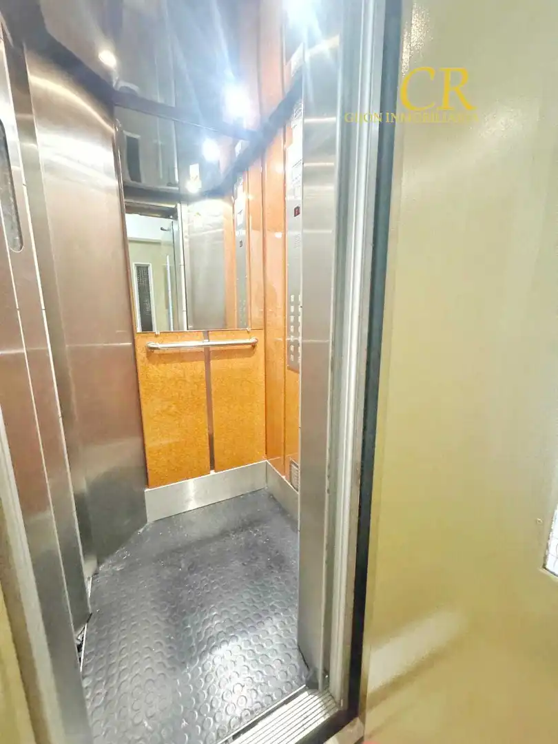 Ático en venta en Gijón  con Calefacción, Amueblado y Horno