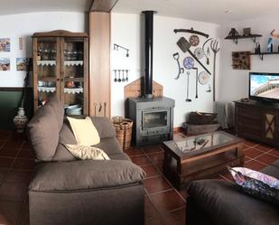 Living room of House or chalet for sale in Enguídanos  with Furnished