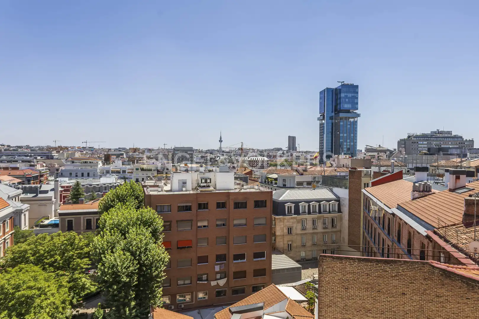 Außenansicht von Dachboden zur Miete in Madrid mit Klimaanlage, Heizung und Terrasse