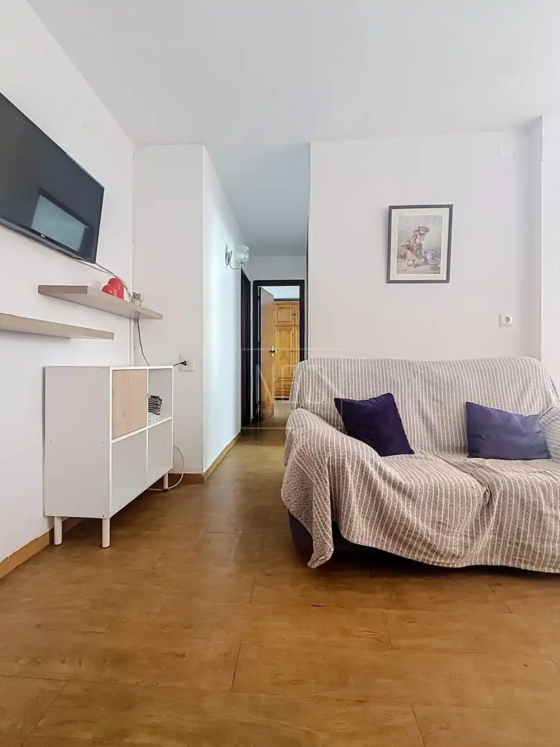 Flat with lift for sale in Avenida DE DILAR, imagen 2
