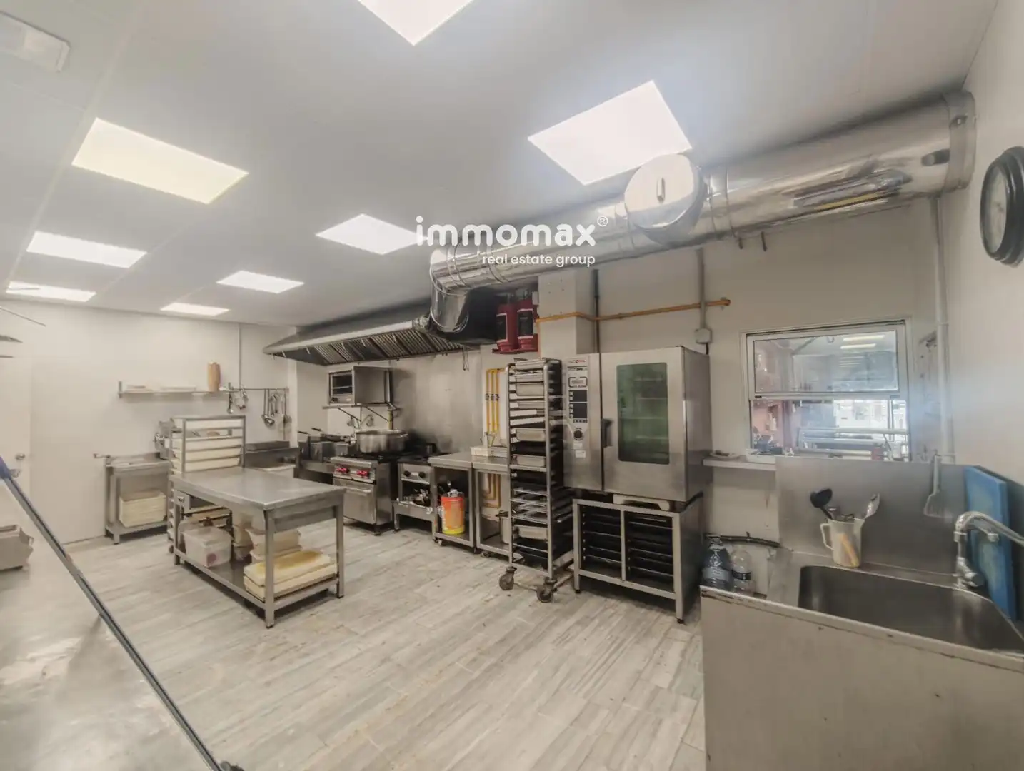 Cocina de Local de alquiler en Castelldefels