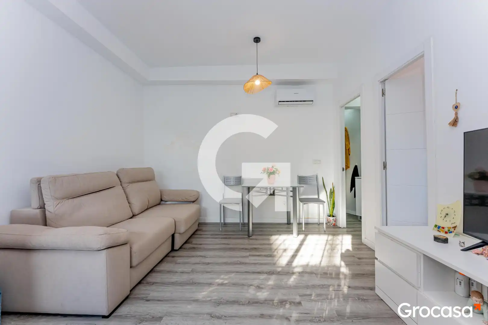 Living room of Flat for sale in Cornellà de Llobregat