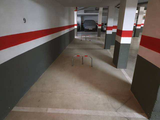 Garaje en Alquiler en Calle Pedreña, 21 en Roquetas Pueblo