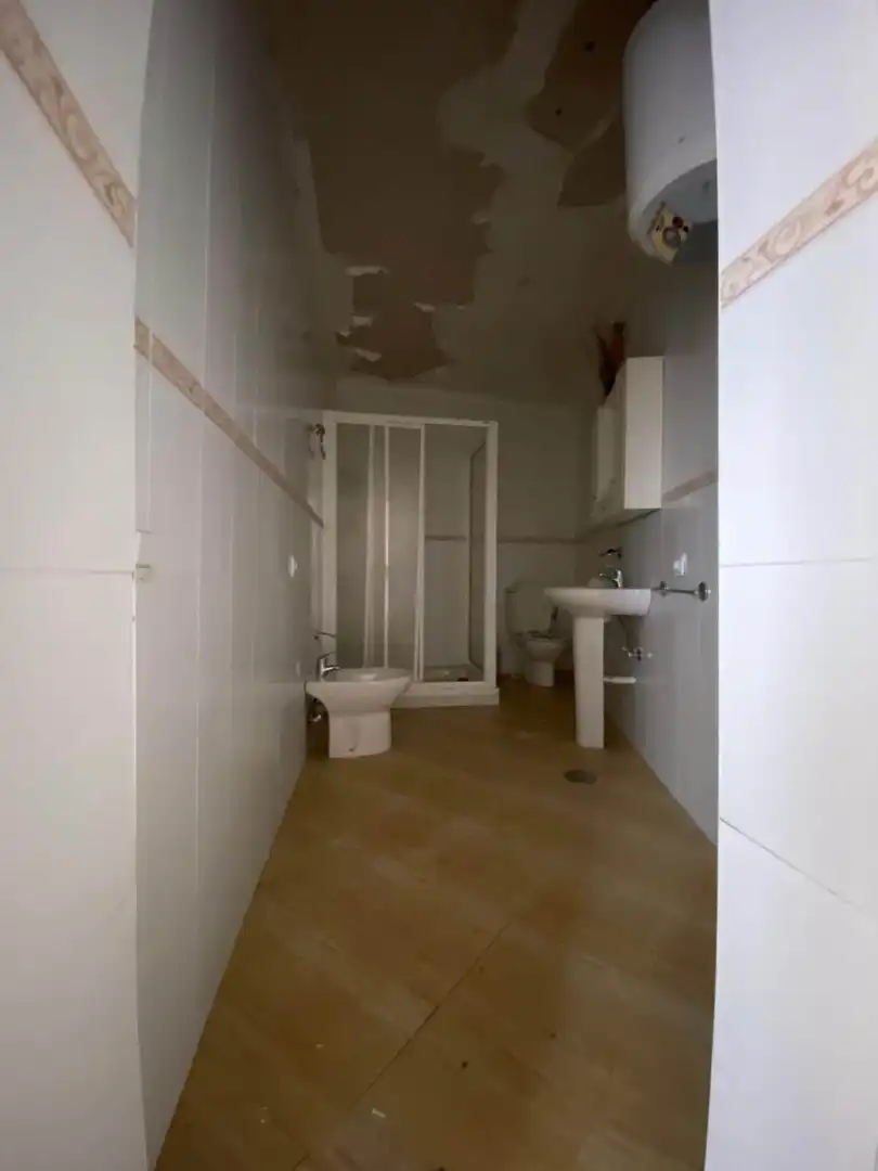 Bany de Casa adosada en venda en Carmona amb Terrassa