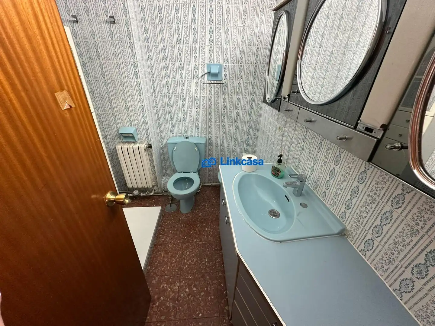 Bany de Pis en venda en Madrid amb Calefacció, Terrassa i Alarma