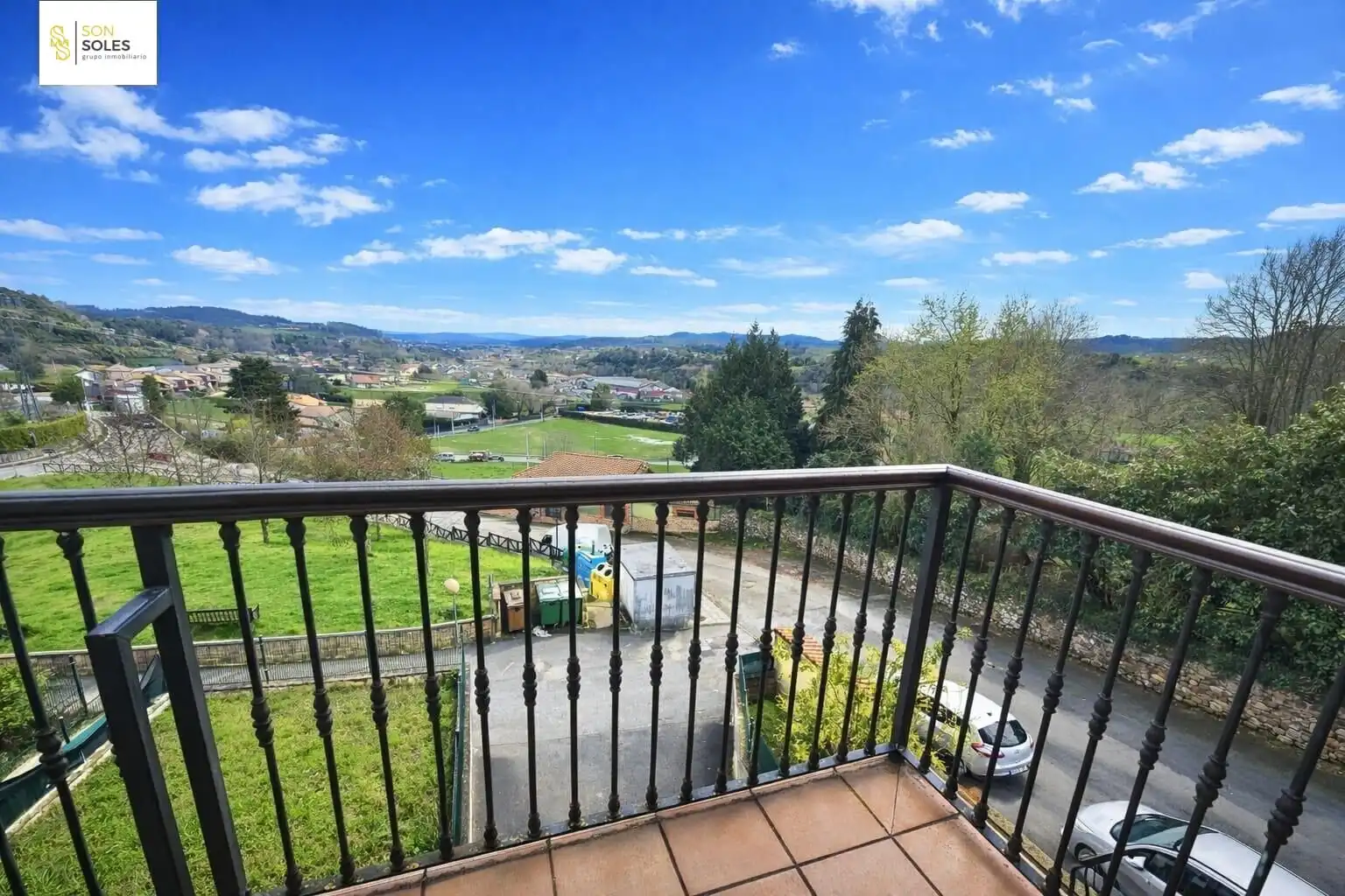 Terraza de Dúplex en venta en Reocín con Calefacción, Parquet y Terraza
