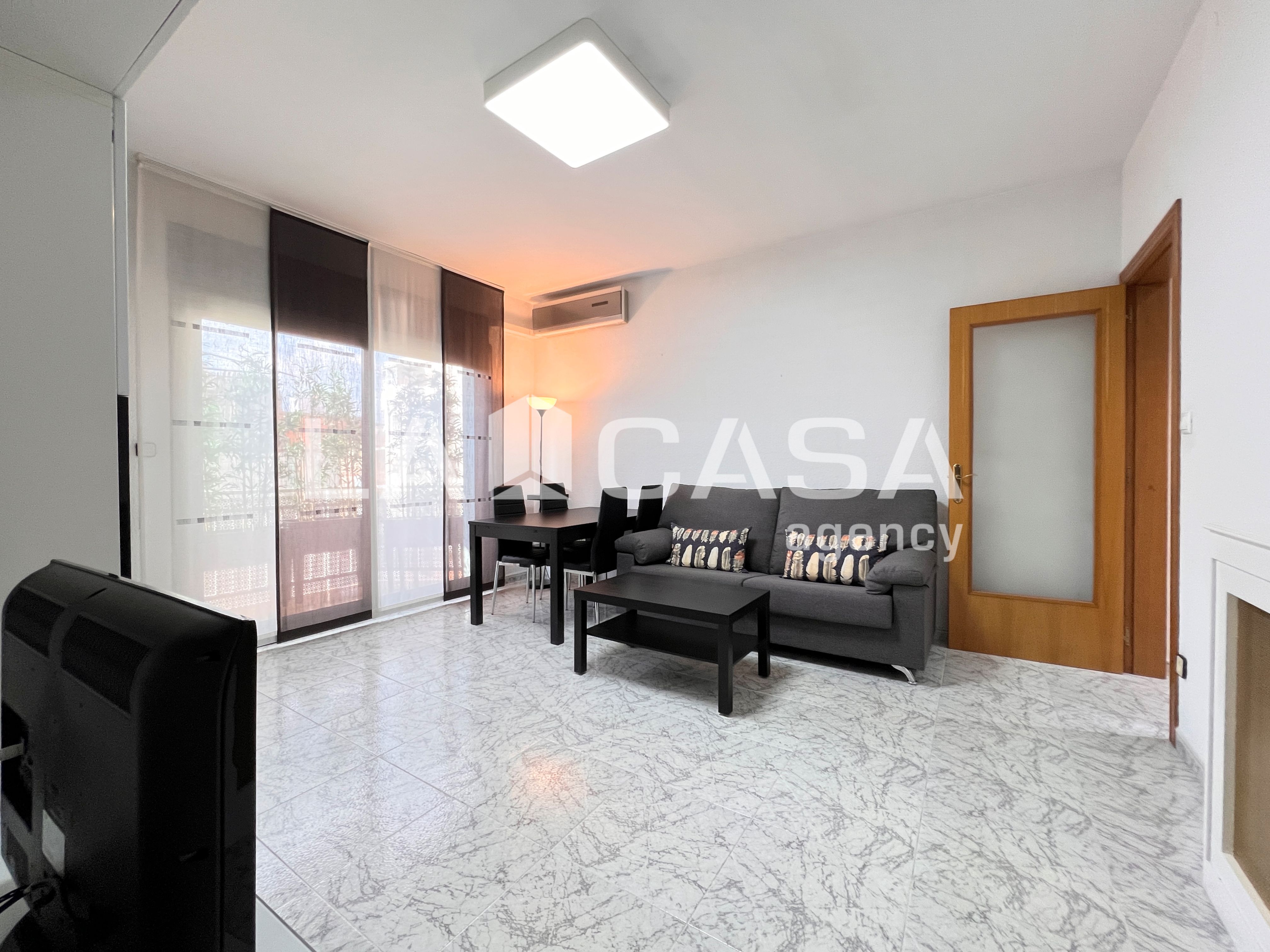 Sala d'estar de Pis en venda en Badalona amb Calefacció i Balcó