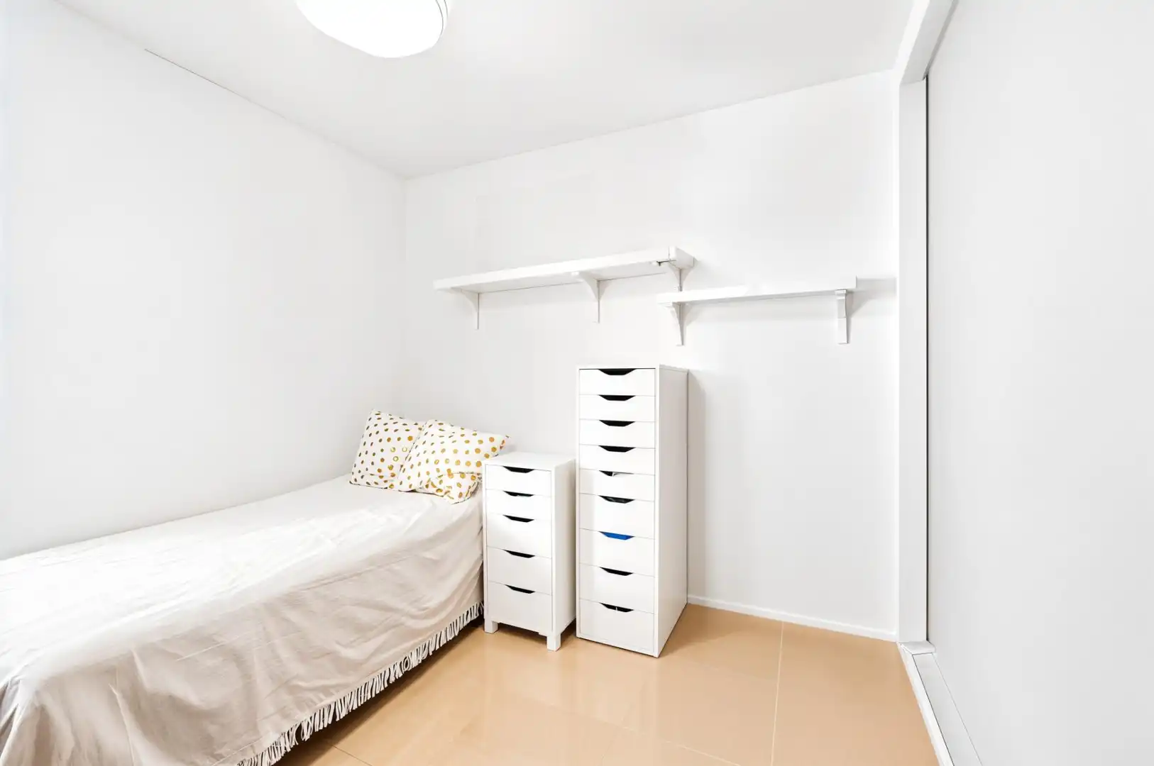 Bedroom of Flat for sale in Chiclana de la Frontera  with Air Conditioner
