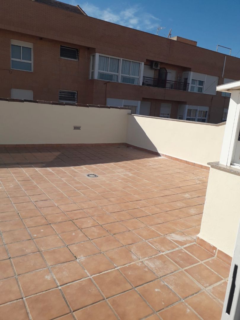 Terraza de Piso de alquiler en Massamagrell con Horno y Balcón