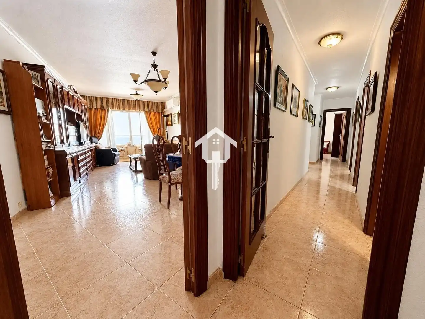 Piso en venta en Alicante / Alacant con Aire acondicionado, Amueblado y Balcón