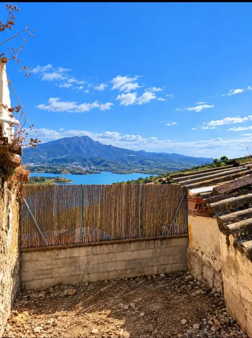 Exterior view of Houses for sale in Viñuela, Málaga