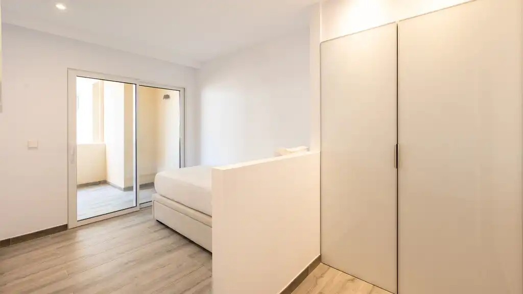 Habitación de Apartamento en venta en Calvià con Aire acondicionado, Terraza y Amueblado