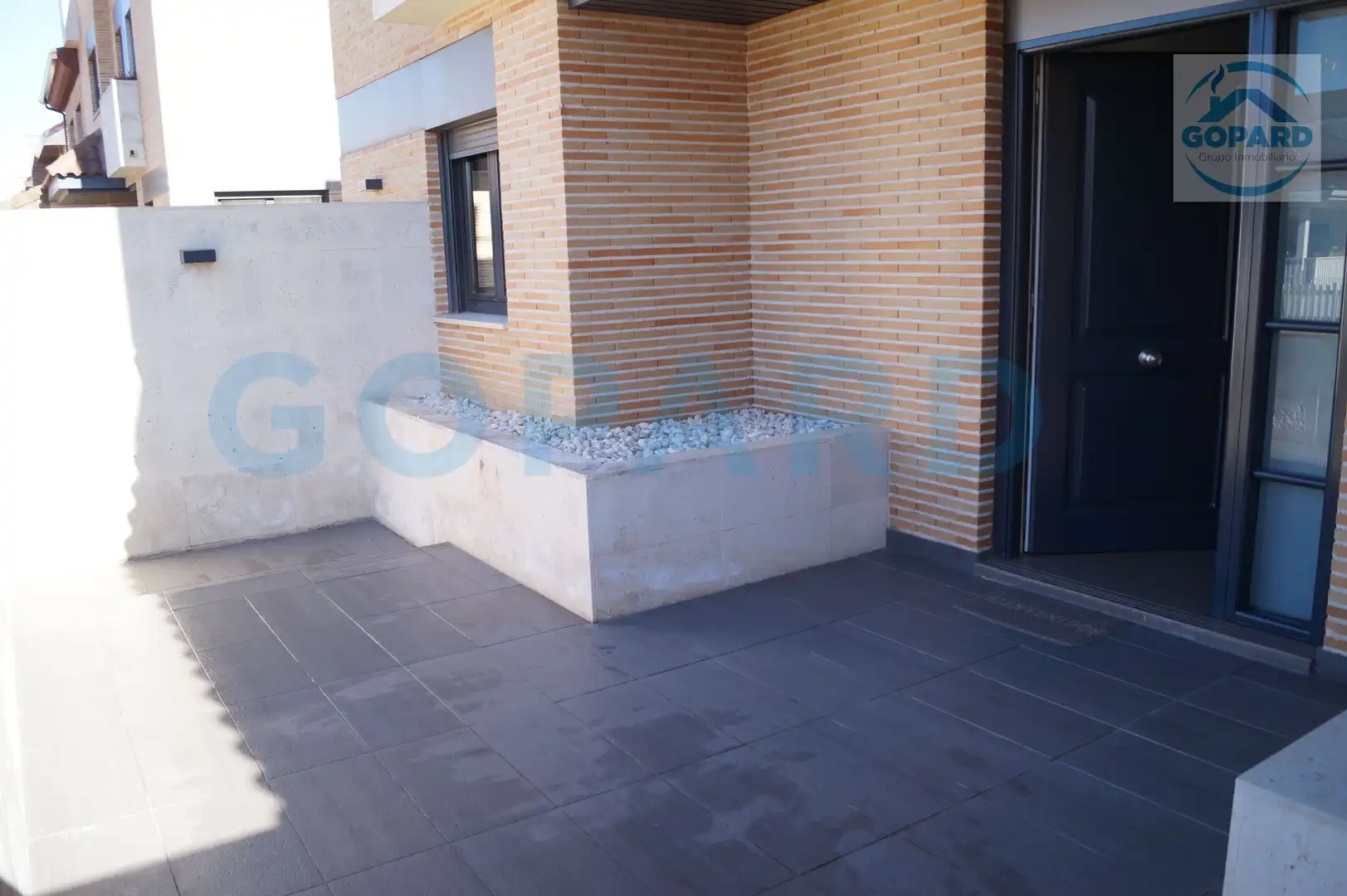 Terraza de Casa adosada de alquiler en Villanueva de la Cañada con Aire acondicionado, Calefacción y Jardín privado