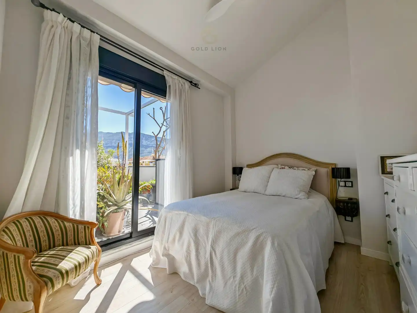 Bedroom of Attic for sale in Dénia  with Air Conditioner, Heating and Terrace