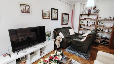 Foto 3 de Pis en venda a Calle Fermín Canella, Laviada, Asturias