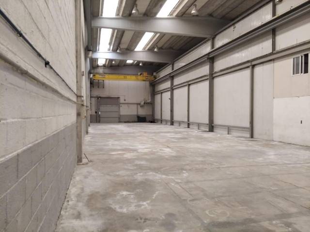 Nave industrial en Alquiler en Derio