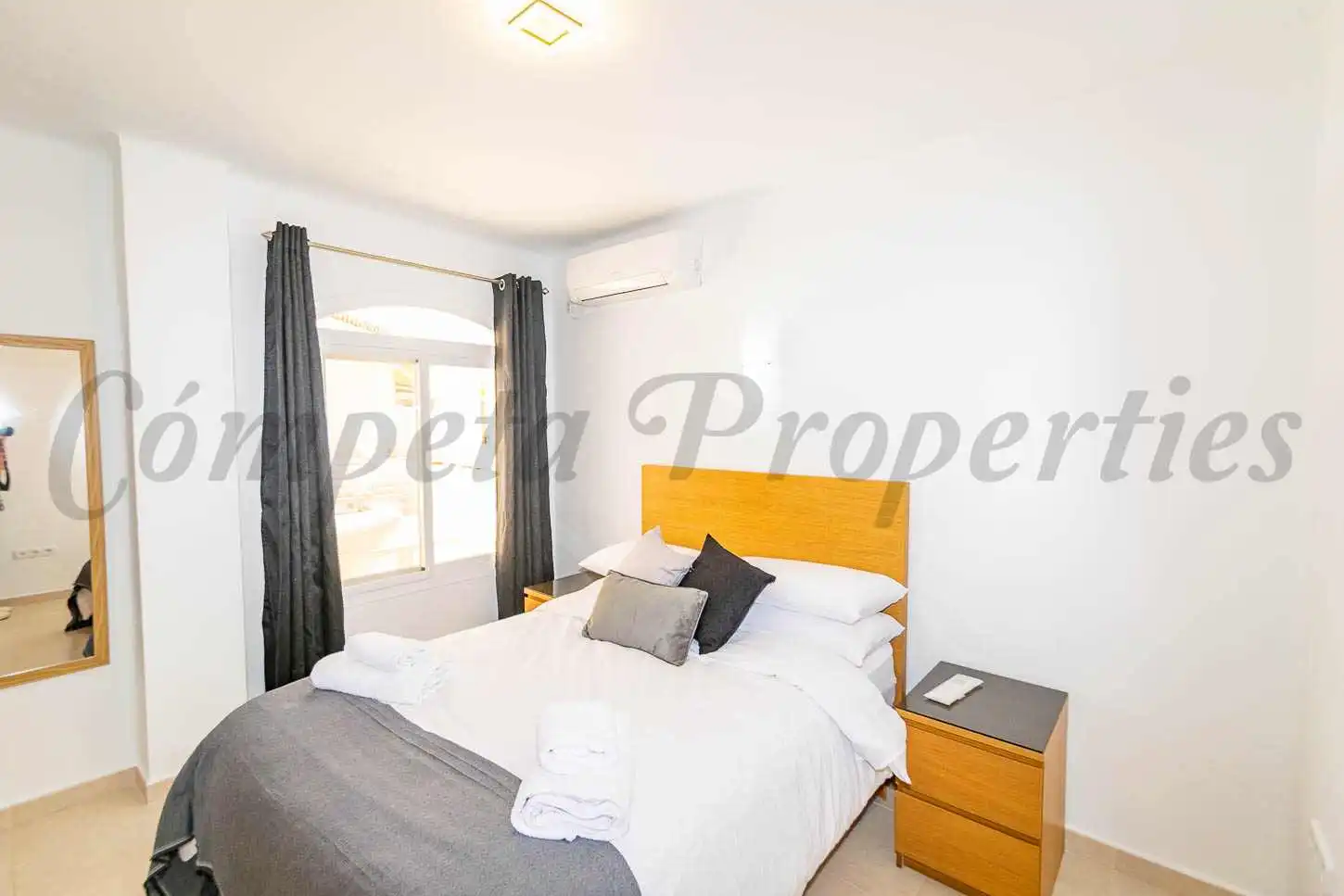 Schlafzimmer von Wohnungen zum Verkauf in Nerja mit Klimaanlage, Möbliert und Balkon
