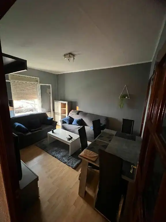 Sala de estar de Piso en venta en  Logroño con Calefacción, Parquet y Terraza