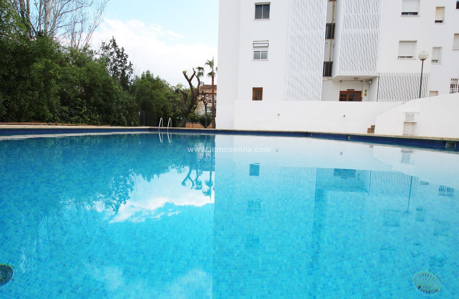 Piscina de Piso de alquiler en  Palma de Mallorca con Aire acondicionado, Calefacción y Terraza