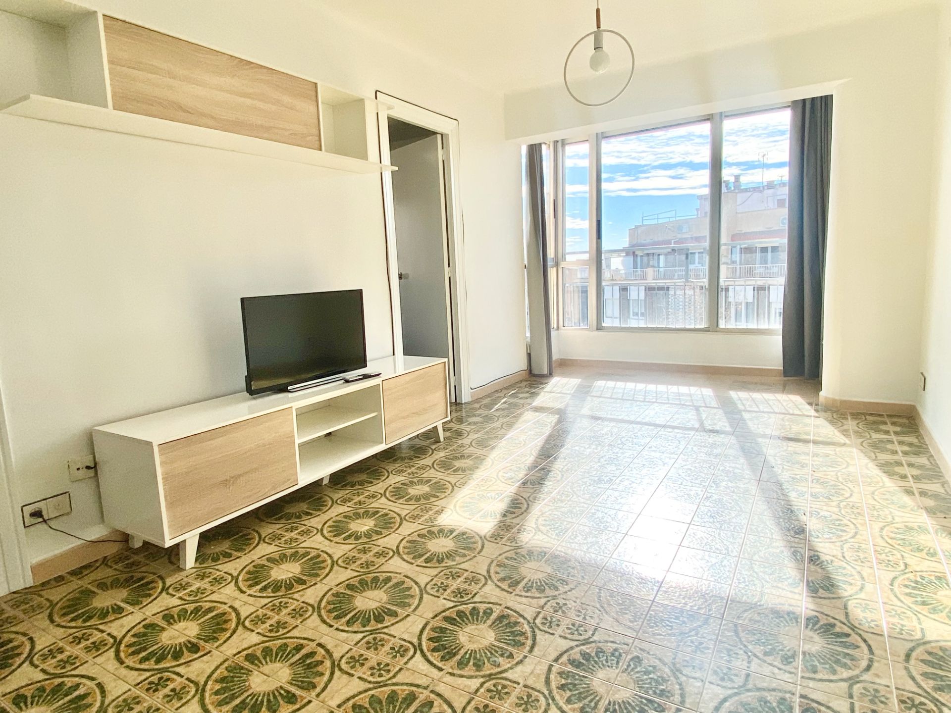 Living room of Flat for sale in Reus  with Furnished, Oven and Washing machine