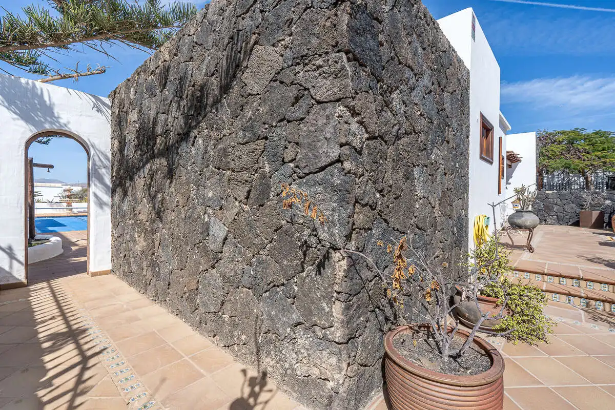 Vista exterior de Casa o chalet en venta en Arrecife con Piscina