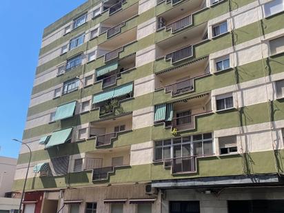 Außenansicht von Wohnung zum verkauf in Gandia mit Balkon