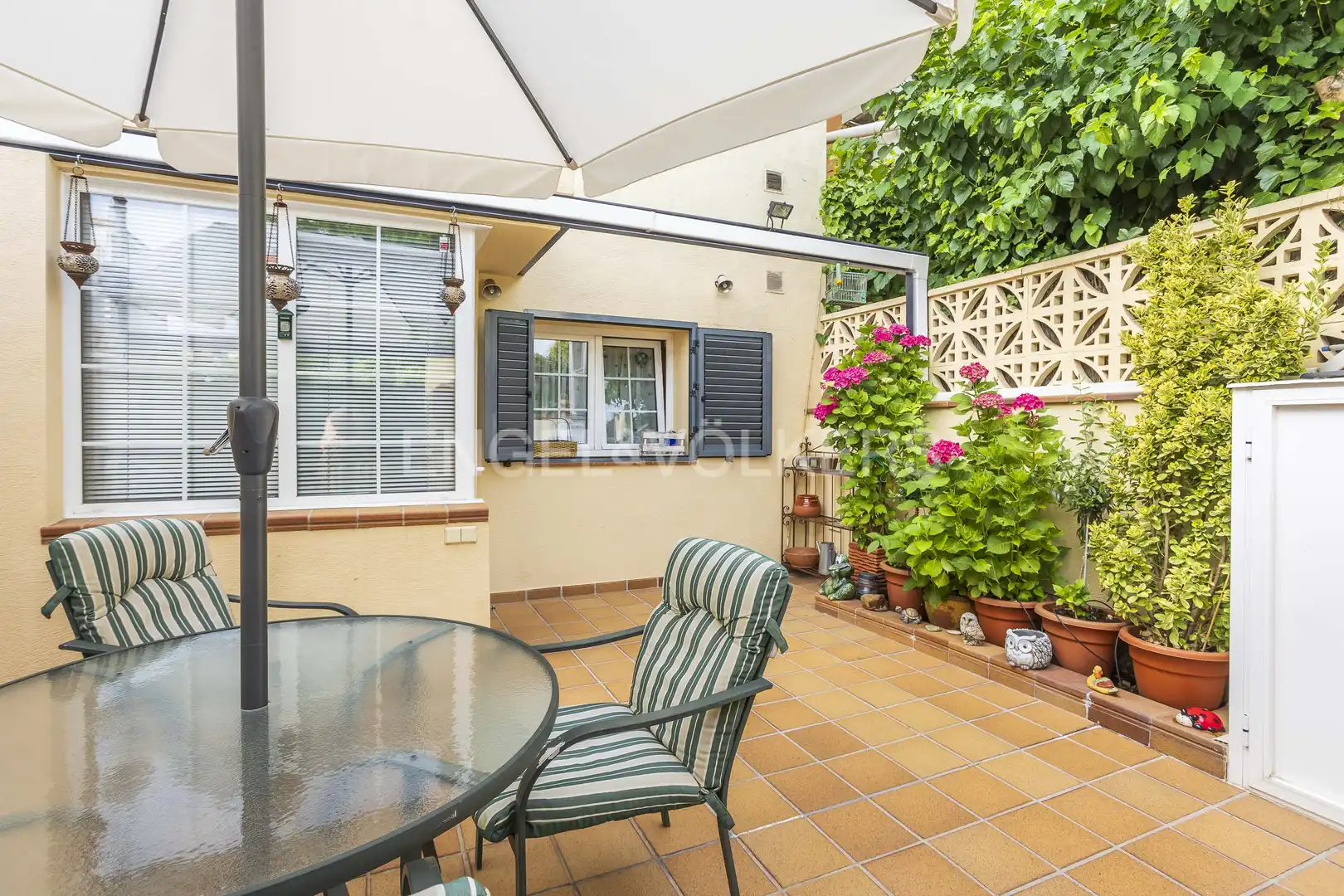 Terraza de Casa o chalet en venta en Madrid con Calefacción y Jardín privado