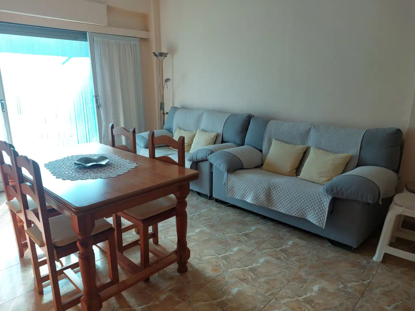 Wohnzimmer von Wohnungen zum Verkauf in Nules mit Heizung, Terrasse und Abstellraum
