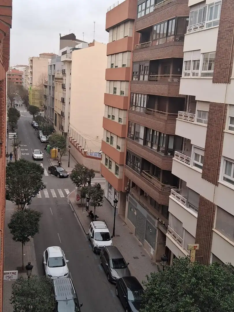 Außenansicht von Wohnung zum Verkauf in Albacete mit Balkon