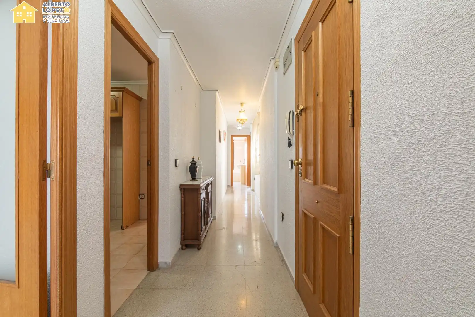 Apartament en venda en Elche / Elx amb Terrassa i Balcó