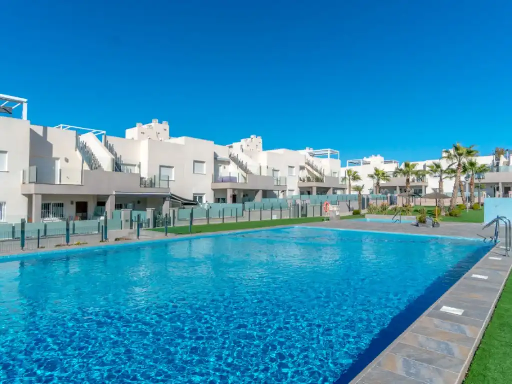 Apartamento con piscina en venta en Calle Gines Saura Sanchez, imagen 25
